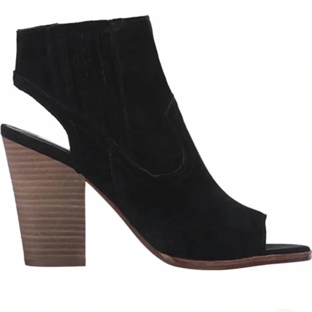 Dolce Vita Women's Pasha Suede Ankle Black Bootie 9.5